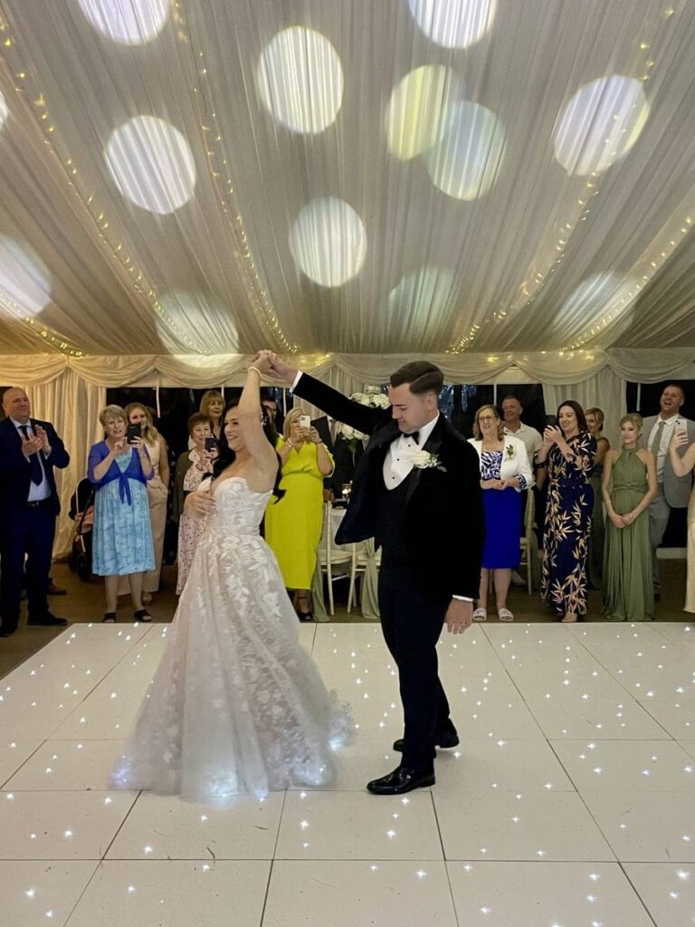 Elegant wedding first dance moment